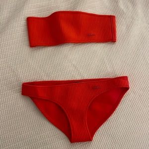 Red Triangl Bandeau Set! The bag is not included that they usually come in.